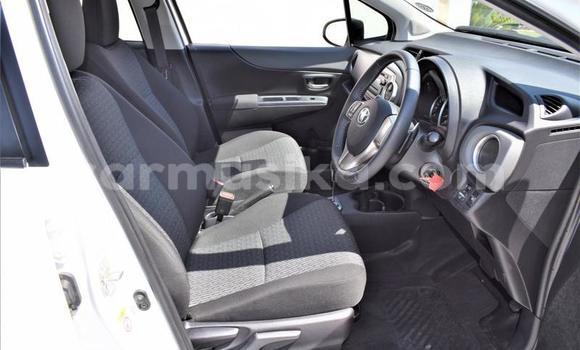 Tenga Tsaru Toyota Yaris Chena Mota in Beitbridge in Matabeleland South Tenga Tsaru Toyota Yaris Chena Mota in Beitbridge in Matabeleland South