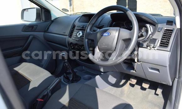 Acheter Occasion Voiture Ford Ranger Blanc à Beitbridge, Matabeleland South Acheter Occasion Voiture Ford Ranger Blanc à Beitbridge, Matabeleland South