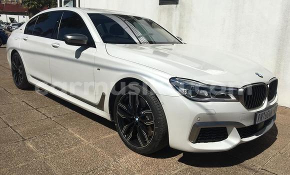 Nunua Ilio tumika BMW M6 Nyeupe Gari ndani ya Bulawayo nchini Bulawayo Nunua Ilio tumika BMW M6 Nyeupe Gari ndani ya Bulawayo nchini Bulawayo