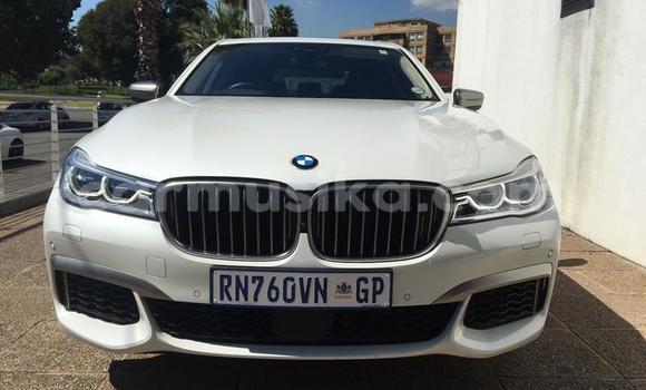 Nunua Ilio tumika BMW M6 Nyeupe Gari ndani ya Bulawayo nchini Bulawayo Nunua Ilio tumika BMW M6 Nyeupe Gari ndani ya Bulawayo nchini Bulawayo