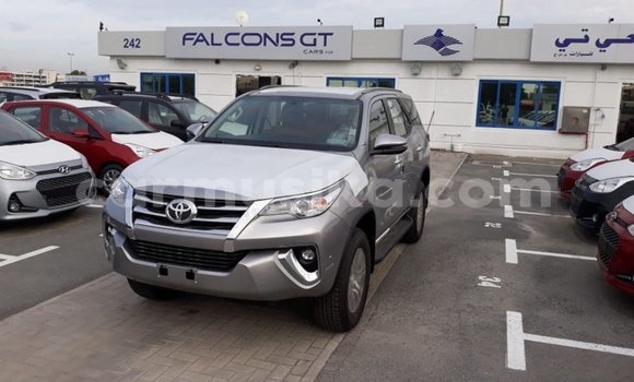 Tenga Imported Toyota Fortuner Zvimwe Mota in Import - Dubai in Harare Tenga Imported Toyota Fortuner Zvimwe Mota in Import - Dubai in Harare
