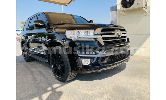 Acheter Import Voiture Toyota Land Cruiser Noir à Import - Dubai, Harare Acheter Import Voiture Toyota Land Cruiser Noir à Import - Dubai, Harare
