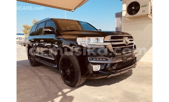 Acheter Import Voiture Toyota Land Cruiser Noir à Import - Dubai, Harare Acheter Import Voiture Toyota Land Cruiser Noir à Import - Dubai, Harare