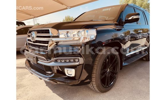 Acheter Import Voiture Toyota Land Cruiser Noir à Import - Dubai, Harare Acheter Import Voiture Toyota Land Cruiser Noir à Import - Dubai, Harare