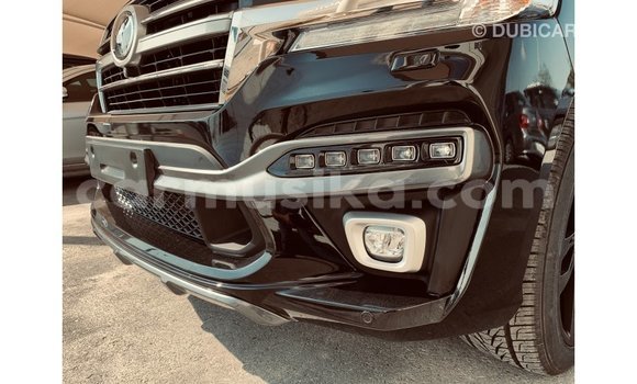 Acheter Import Voiture Toyota Land Cruiser Noir à Import - Dubai, Harare Acheter Import Voiture Toyota Land Cruiser Noir à Import - Dubai, Harare