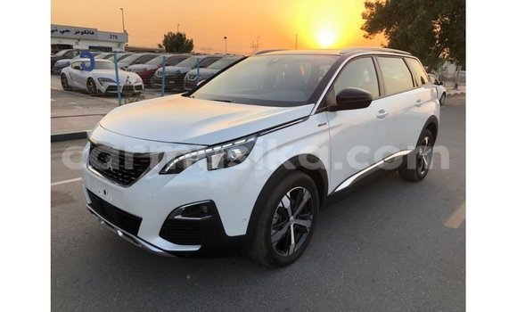 Nunua Imported Peugeot 5008 Nyeupe Gari ndani ya Import - Dubai nchini Harare