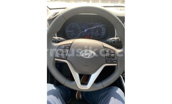 Nunua Imported Hyundai Tucson Nyeusi Gari ndani ya Import - Dubai nchini Harare Nunua Imported Hyundai Tucson Nyeusi Gari ndani ya Import - Dubai nchini Harare