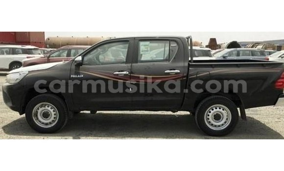 Tenga Imported Toyota Hilux Nhema Mota in Import - Dubai in Harare Tenga Imported Toyota Hilux Nhema Mota in Import - Dubai in Harare