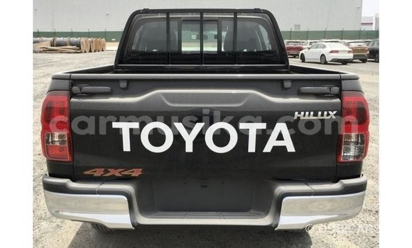Tenga Imported Toyota Hilux Nhema Mota in Import - Dubai in Harare Tenga Imported Toyota Hilux Nhema Mota in Import - Dubai in Harare