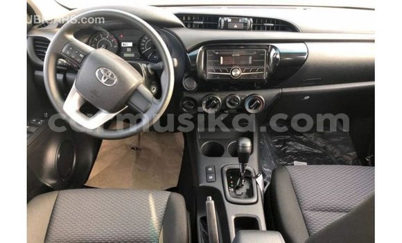 Tenga Imported Toyota Hilux Nhema Mota in Import - Dubai in Harare Tenga Imported Toyota Hilux Nhema Mota in Import - Dubai in Harare