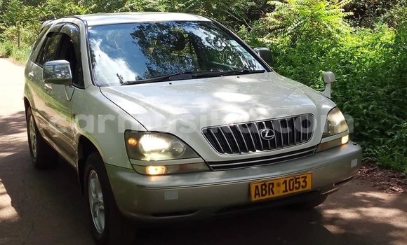 Buy Used Toyota Harrier White Car in Harare in Harare Buy Used Toyota Harrier White Car in Harare in Harare