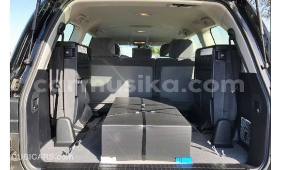 Tenga Imported Toyota Land Cruiser Nhema Mota in Import - Dubai in Harare Tenga Imported Toyota Land Cruiser Nhema Mota in Import - Dubai in Harare