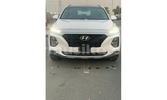 Acheter Import Voiture Hyundai Santa Fe Blanc à Import - Dubai, Harare Acheter Import Voiture Hyundai Santa Fe Blanc à Import - Dubai, Harare