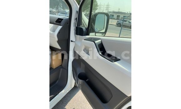 Acheter Import Voiture Toyota Hiace Blanc à Import - Dubai, Harare Acheter Import Voiture Toyota Hiace Blanc à Import - Dubai, Harare