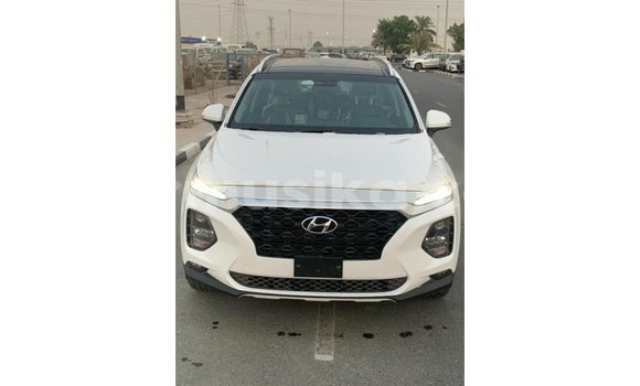 Acheter Import Voiture Hyundai Santa Fe Blanc à Import - Dubai, Harare Acheter Import Voiture Hyundai Santa Fe Blanc à Import - Dubai, Harare