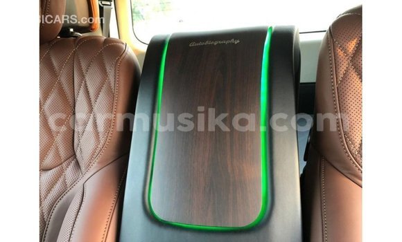 Acheter Import Voiture Toyota Land Cruiser Noir à Import - Dubai, Harare Acheter Import Voiture Toyota Land Cruiser Noir à Import - Dubai, Harare