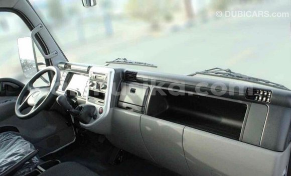 Buy Import Mitsubishi Canter White Truck in Import - Dubai in Harare Buy Import Mitsubishi Canter White Truck in Import - Dubai in Harare