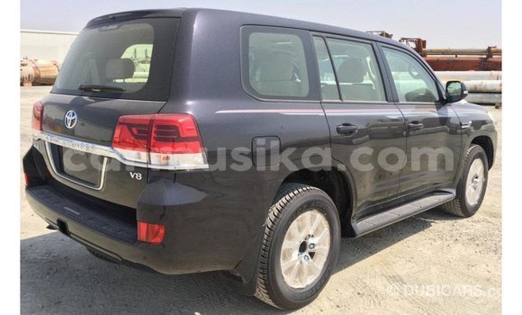 Buy Import Toyota Land Cruiser Black Car in Import - Dubai in Harare Buy Import Toyota Land Cruiser Black Car in Import - Dubai in Harare