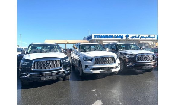 Nunua Imported Infiniti Q Nyeusi Gari ndani ya Import - Dubai nchini Harare