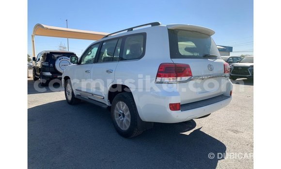 Buy Import Toyota Land Cruiser White Car in Import - Dubai in Harare Buy Import Toyota Land Cruiser White Car in Import - Dubai in Harare