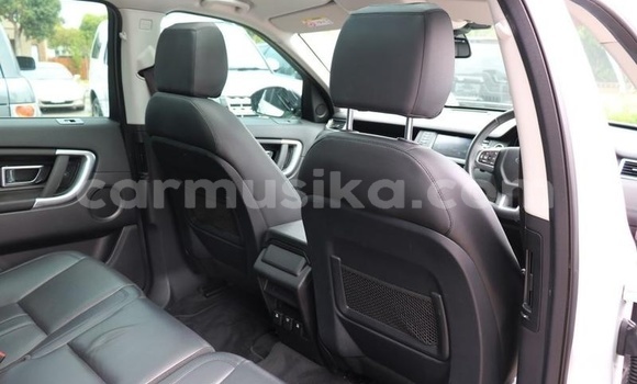 Tenga Tsaru Land Rover Range Rover Sport Chena Mota in Mapopoma eVhitori in Matabeleland North Tenga Tsaru Land Rover Range Rover Sport Chena Mota in Mapopoma eVhitori in Matabeleland North