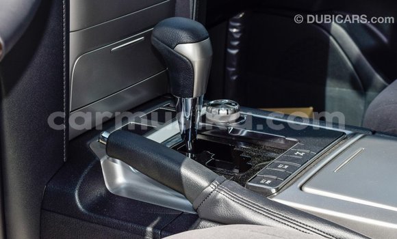 Acheter Import Voiture Toyota Land Cruiser Noir à Import - Dubai, Harare Acheter Import Voiture Toyota Land Cruiser Noir à Import - Dubai, Harare