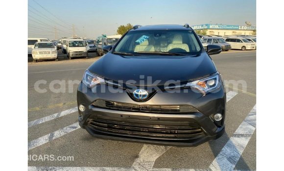 Tenga Imported Toyota HiAce Zvimwe Rori in Import - Dubai in Harare Tenga Imported Toyota HiAce Zvimwe Rori in Import - Dubai in Harare