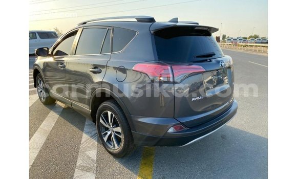 Tenga Imported Toyota HiAce Zvimwe Rori in Import - Dubai in Harare Tenga Imported Toyota HiAce Zvimwe Rori in Import - Dubai in Harare