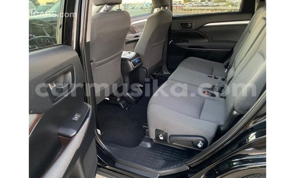 Tenga Imported Toyota Highlander Nhema Mota in Import - Dubai in Harare Tenga Imported Toyota Highlander Nhema Mota in Import - Dubai in Harare