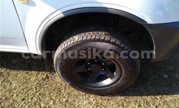 Acheter Occasion Voiture Isuzu KB Blanc à Bulawayo, Bulawayo Acheter Occasion Voiture Isuzu KB Blanc à Bulawayo, Bulawayo