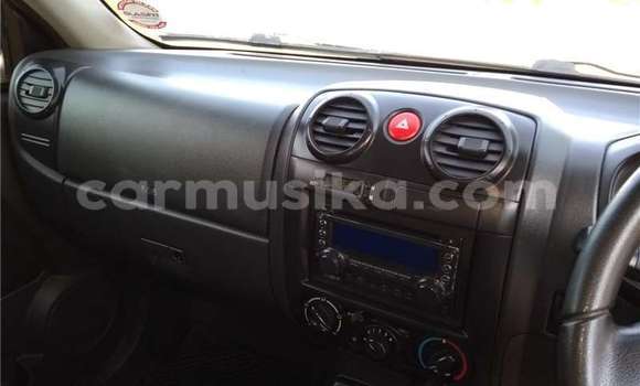 Acheter Occasion Voiture Isuzu KB Blanc à Bulawayo, Bulawayo Acheter Occasion Voiture Isuzu KB Blanc à Bulawayo, Bulawayo