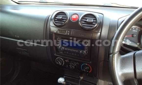 Acheter Occasion Voiture Isuzu KB Blanc à Bulawayo, Bulawayo Acheter Occasion Voiture Isuzu KB Blanc à Bulawayo, Bulawayo