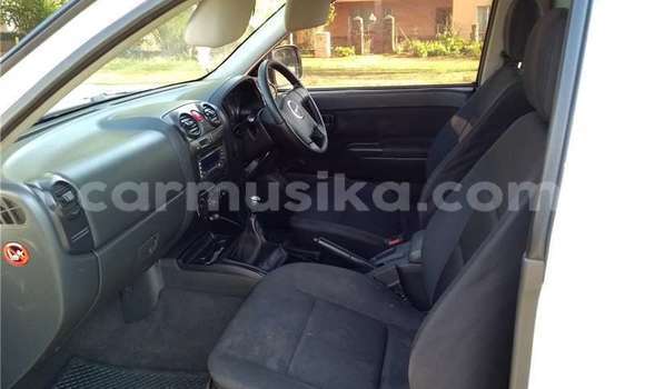 Acheter Occasion Voiture Isuzu KB Blanc à Bulawayo, Bulawayo Acheter Occasion Voiture Isuzu KB Blanc à Bulawayo, Bulawayo