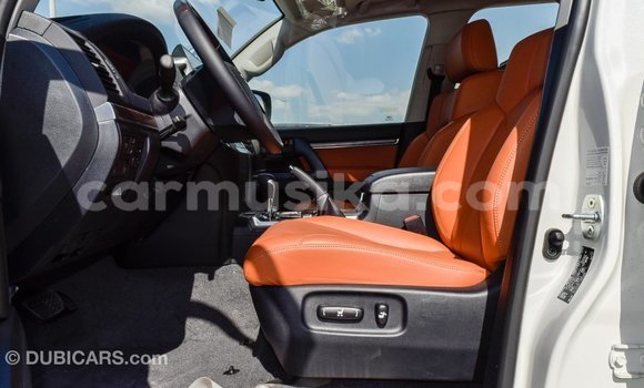 Buy Import Toyota Land Cruiser White Car in Import - Dubai in Harare Buy Import Toyota Land Cruiser White Car in Import - Dubai in Harare