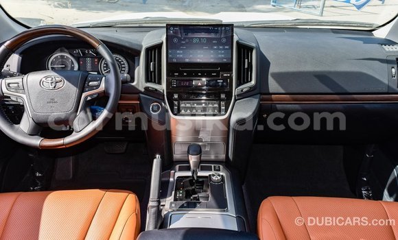 Buy Import Toyota Land Cruiser White Car in Import - Dubai in Harare Buy Import Toyota Land Cruiser White Car in Import - Dubai in Harare