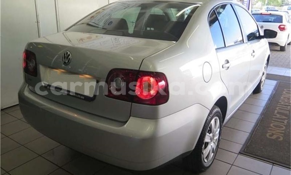 Acheter Occasion Voiture Volkswagen Polo Gris à Beitbridge, Matabeleland South Acheter Occasion Voiture Volkswagen Polo Gris à Beitbridge, Matabeleland South