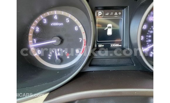 Tenga Imported Hyundai Santa Fe Chena Mota in Import - Dubai in Harare Tenga Imported Hyundai Santa Fe Chena Mota in Import - Dubai in Harare
