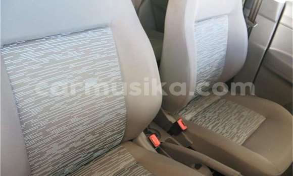 Acheter Occasion Voiture Volkswagen Polo Gris à Beitbridge, Matabeleland South Acheter Occasion Voiture Volkswagen Polo Gris à Beitbridge, Matabeleland South