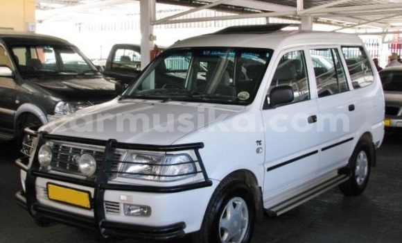 Acheter Occasion Voiture Toyota 2000GT Blanc à Beitbridge, Matabeleland South Acheter Occasion Voiture Toyota 2000GT Blanc à Beitbridge, Matabeleland South