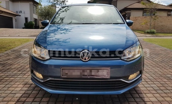 Acheter Occasion Voiture Volkswagen Polo Bleu à Beitbridge, Matabeleland South Acheter Occasion Voiture Volkswagen Polo Bleu à Beitbridge, Matabeleland South