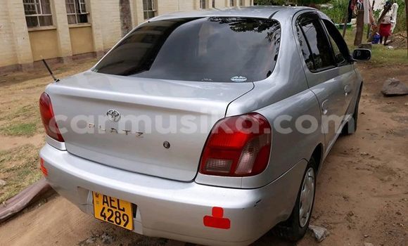 Nunua Ilio tumika Toyota Platz Fedha Gari ndani ya Harare nchini Harare Nunua Ilio tumika Toyota Platz Fedha Gari ndani ya Harare nchini Harare