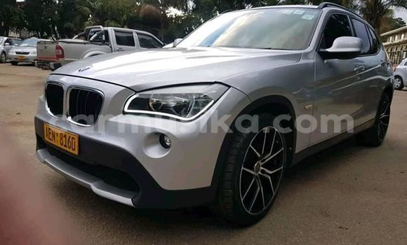 Nunua Ilio tumika BMW X6 Fedha Gari ndani ya Harare nchini Harare Nunua Ilio tumika BMW X6 Fedha Gari ndani ya Harare nchini Harare