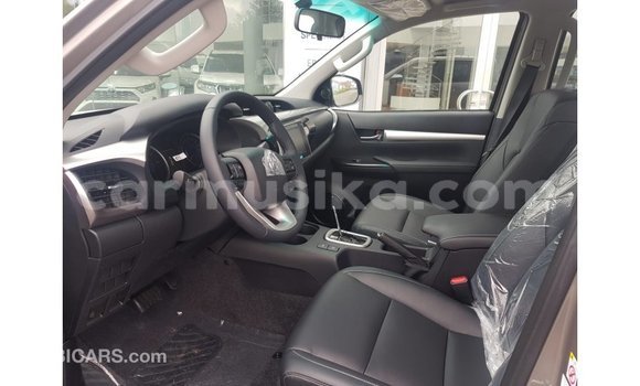 Tenga Imported Toyota Hilux Zvimwe Mota in Import - Dubai in Harare Tenga Imported Toyota Hilux Zvimwe Mota in Import - Dubai in Harare