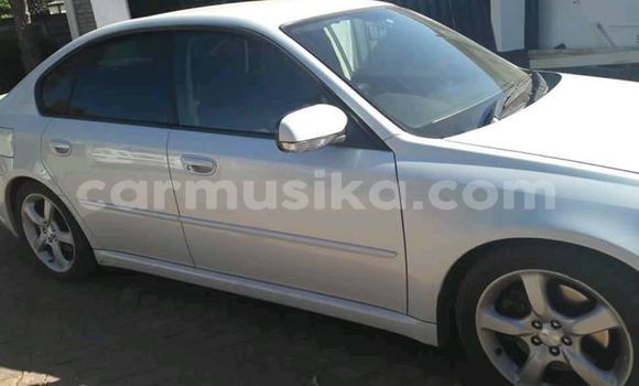 Nunua Ilio tumika Subaru Legacy Nyeupe Gari ndani ya Harare nchini Harare Nunua Ilio tumika Subaru Legacy Nyeupe Gari ndani ya Harare nchini Harare