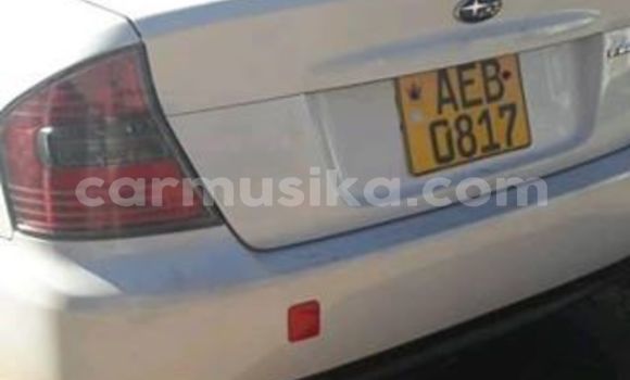 Nunua Ilio tumika Subaru Legacy Nyeupe Gari ndani ya Harare nchini Harare Nunua Ilio tumika Subaru Legacy Nyeupe Gari ndani ya Harare nchini Harare