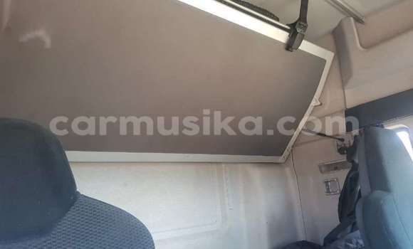 Acheter Occasion Utilitaire Man D20 Blanc à Beitbridge, Matabeleland South Acheter Occasion Utilitaire Man D20 Blanc à Beitbridge, Matabeleland South