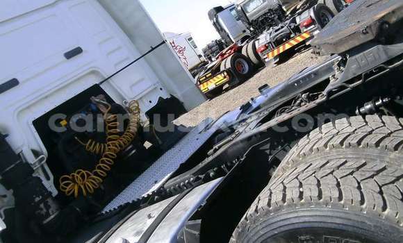 Acheter Occasion Utilitaire Man D20 Blanc à Beitbridge, Matabeleland South Acheter Occasion Utilitaire Man D20 Blanc à Beitbridge, Matabeleland South