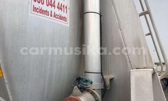 Acheter Occasion Utilitaire Toyota Dyna Blanc à Beitbridge, Matabeleland South Acheter Occasion Utilitaire Toyota Dyna Blanc à Beitbridge, Matabeleland South