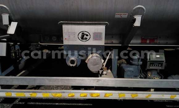 Acheter Occasion Utilitaire Toyota Dyna Blanc à Beitbridge, Matabeleland South Acheter Occasion Utilitaire Toyota Dyna Blanc à Beitbridge, Matabeleland South