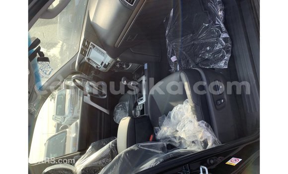 Tenga Imported Toyota Prado Nhema Mota in Import - Dubai in Harare Tenga Imported Toyota Prado Nhema Mota in Import - Dubai in Harare